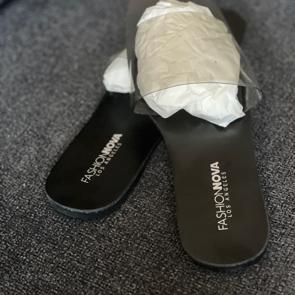 Fashion Nova Classic Black Slides